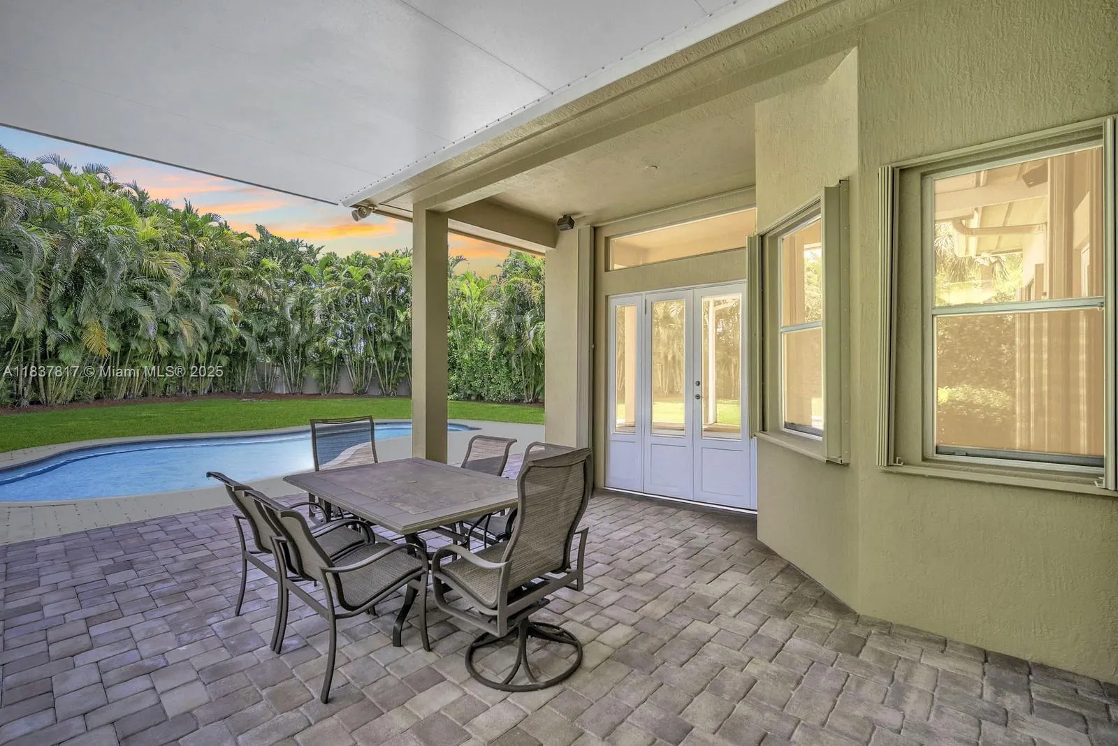 113 SW 128th Ave