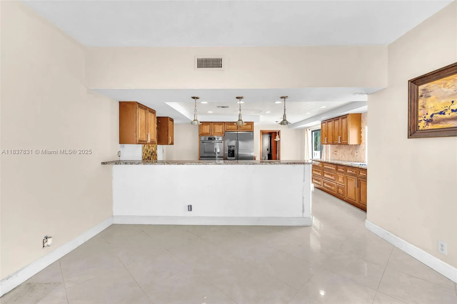 911 Mockingbird Ln