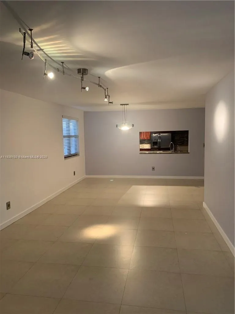 16171 Blatt Blvd, #413