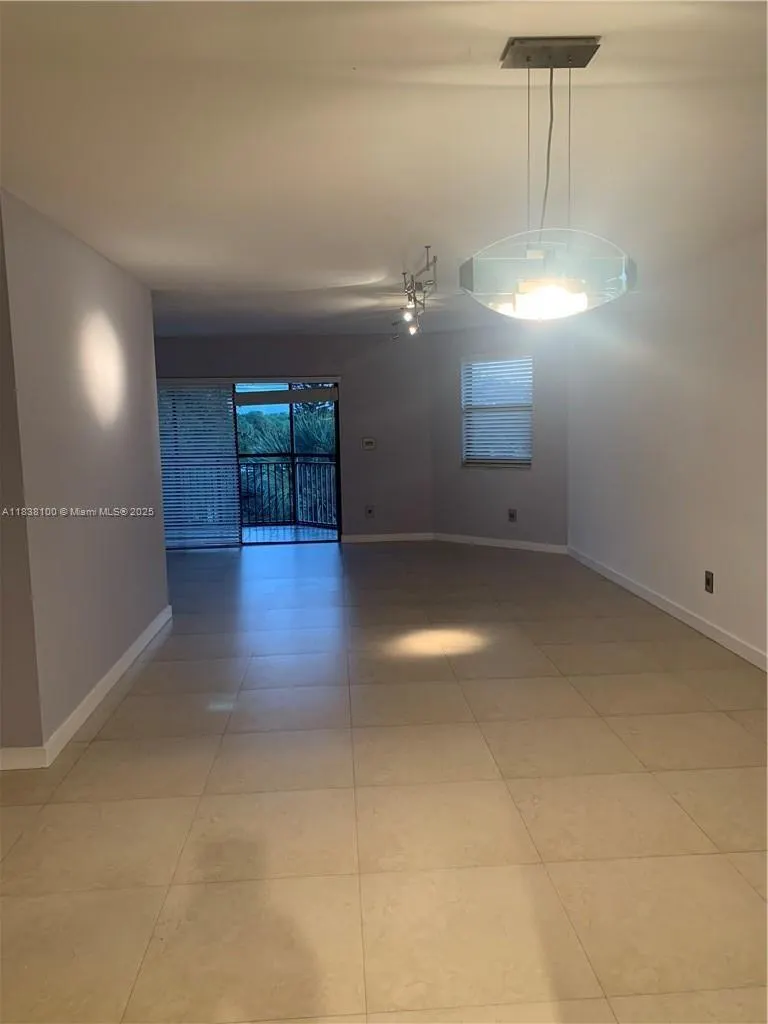 16171 Blatt Blvd, #413