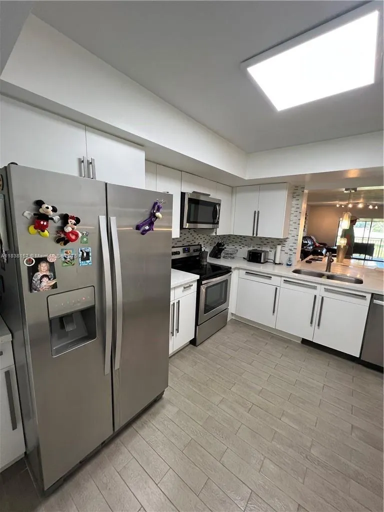 16171 Blatt Blvd, #104