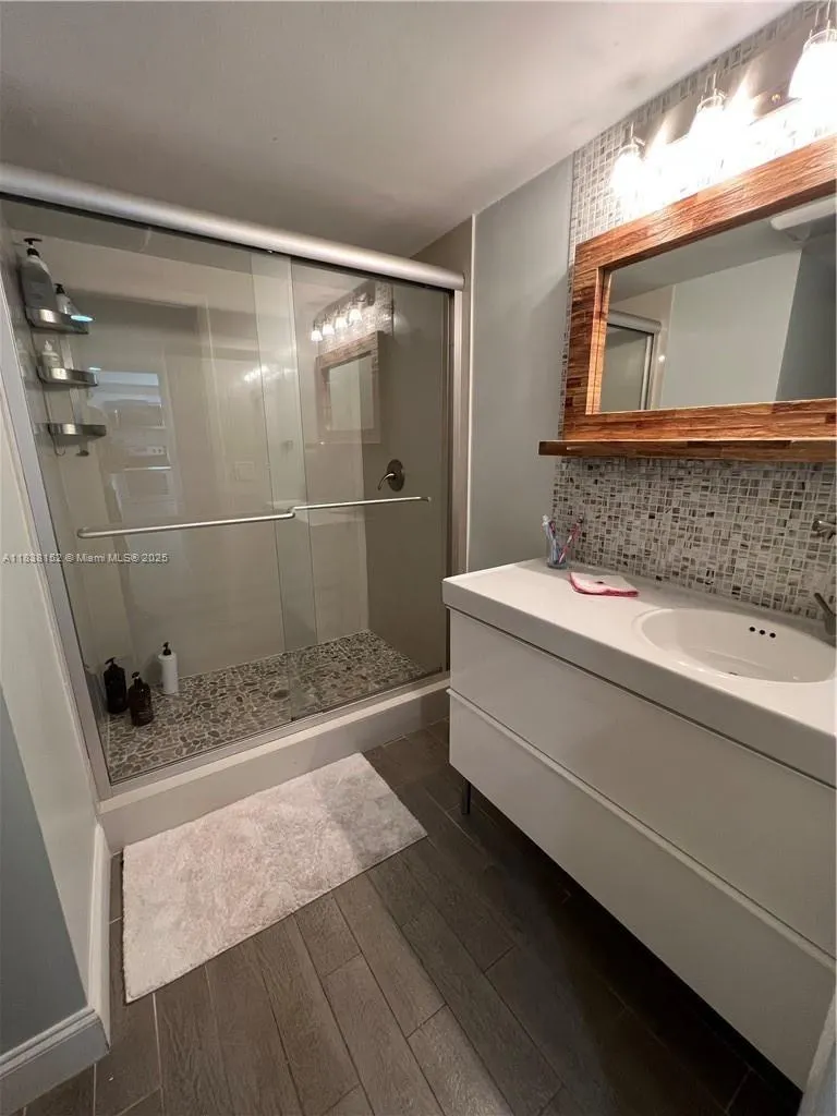 16171 Blatt Blvd, #104