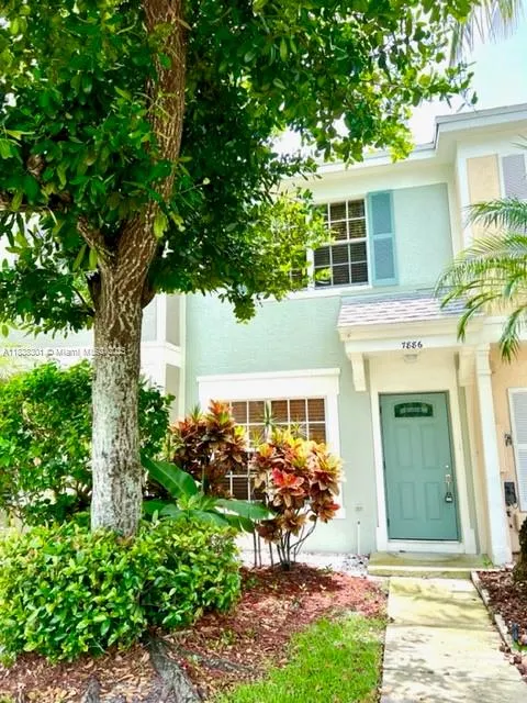 7886 Dixie Beach Cir, #7886