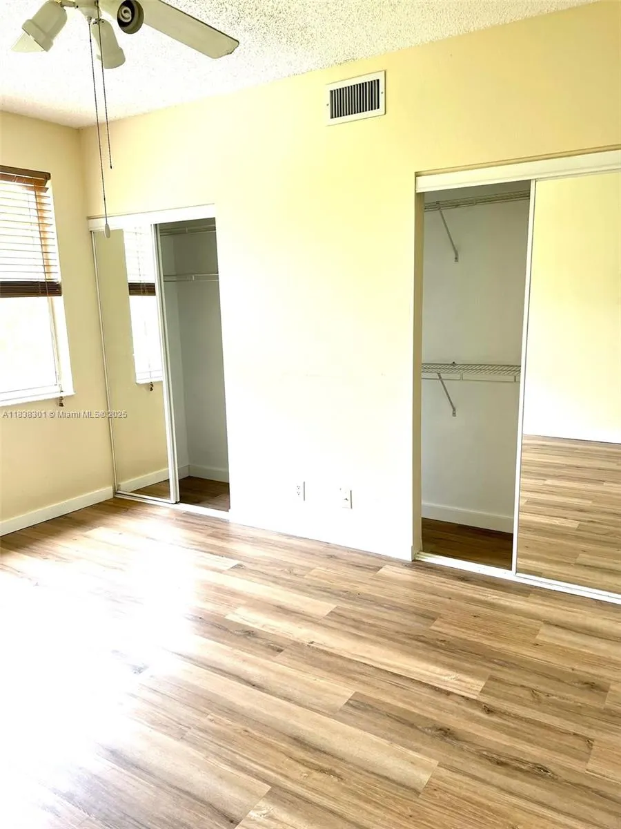 7886 Dixie Beach Cir, #7886