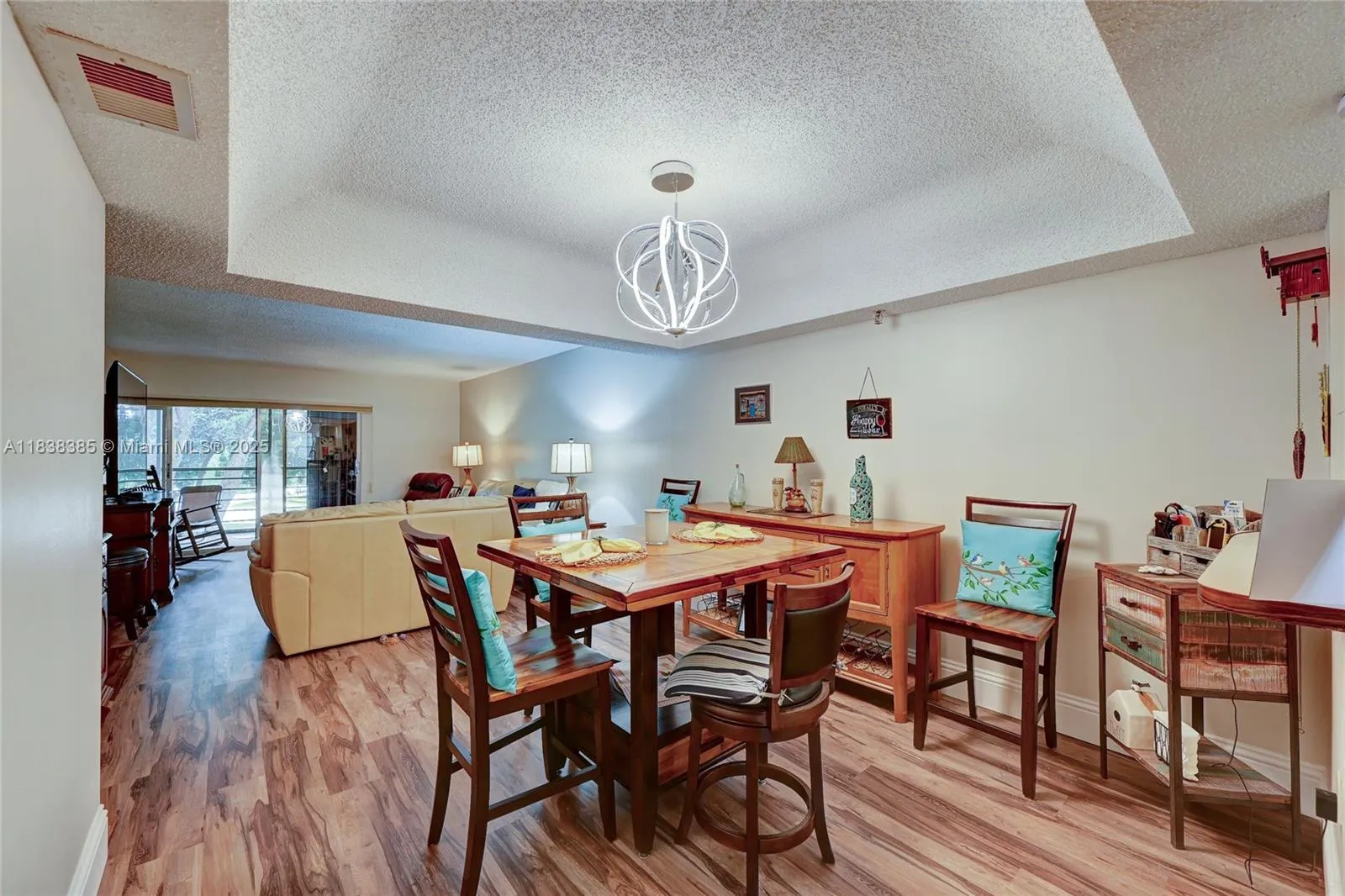 23344 Carolwood Ln, #303