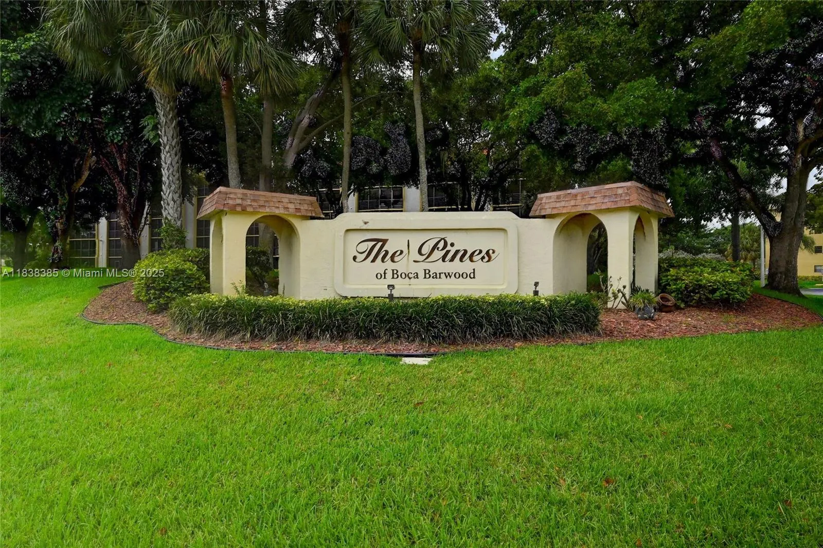 23344 Carolwood Ln, #303