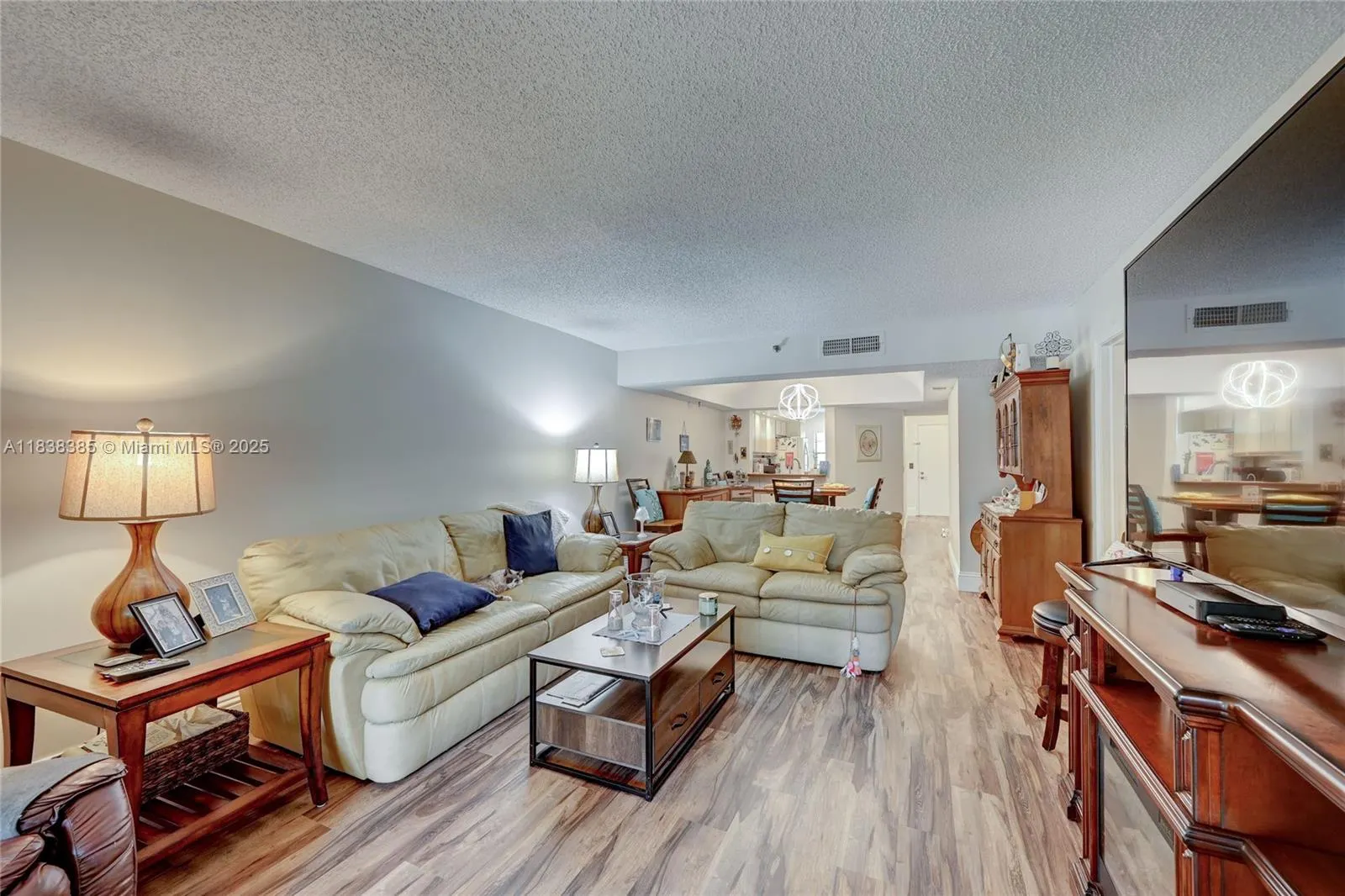 23344 Carolwood Ln, #303