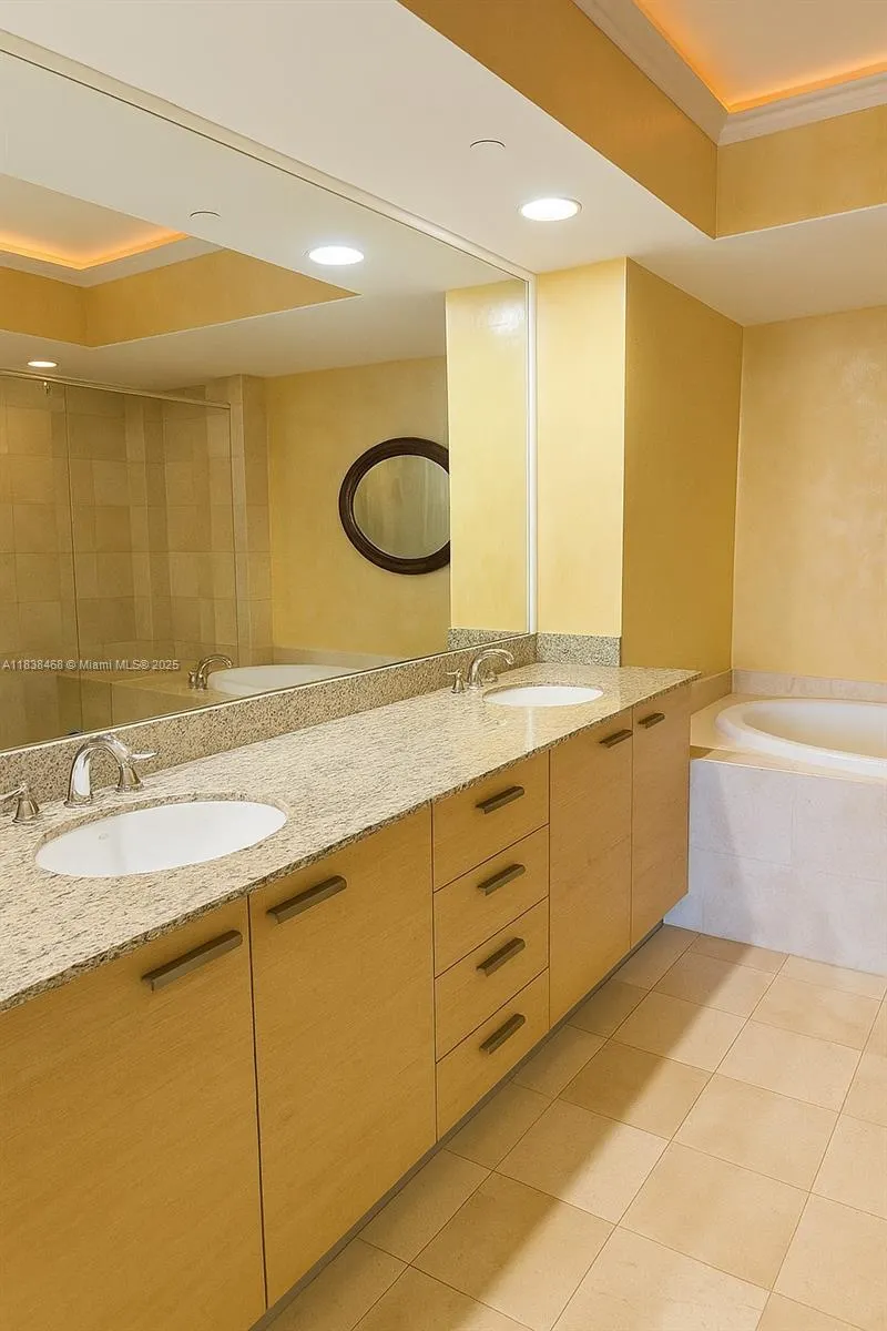 1830 S Ocean Dr, #4501