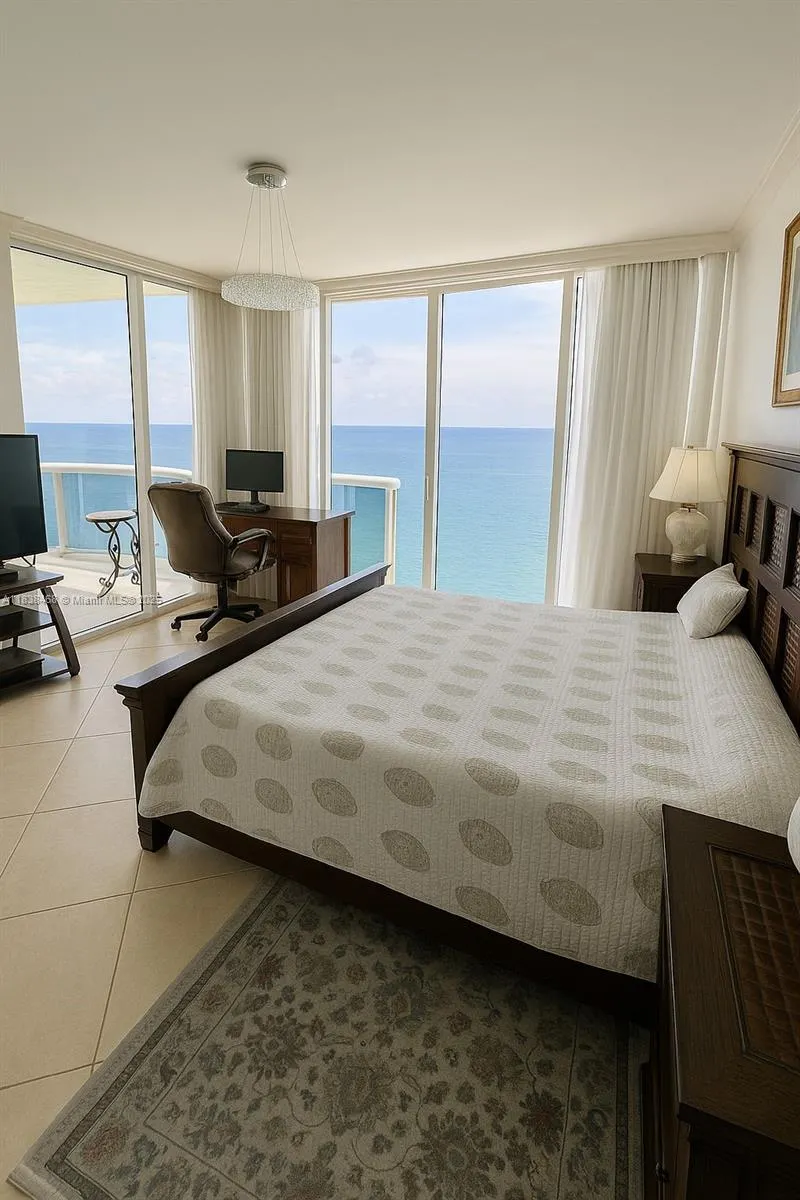 1830 S Ocean Dr, #4501