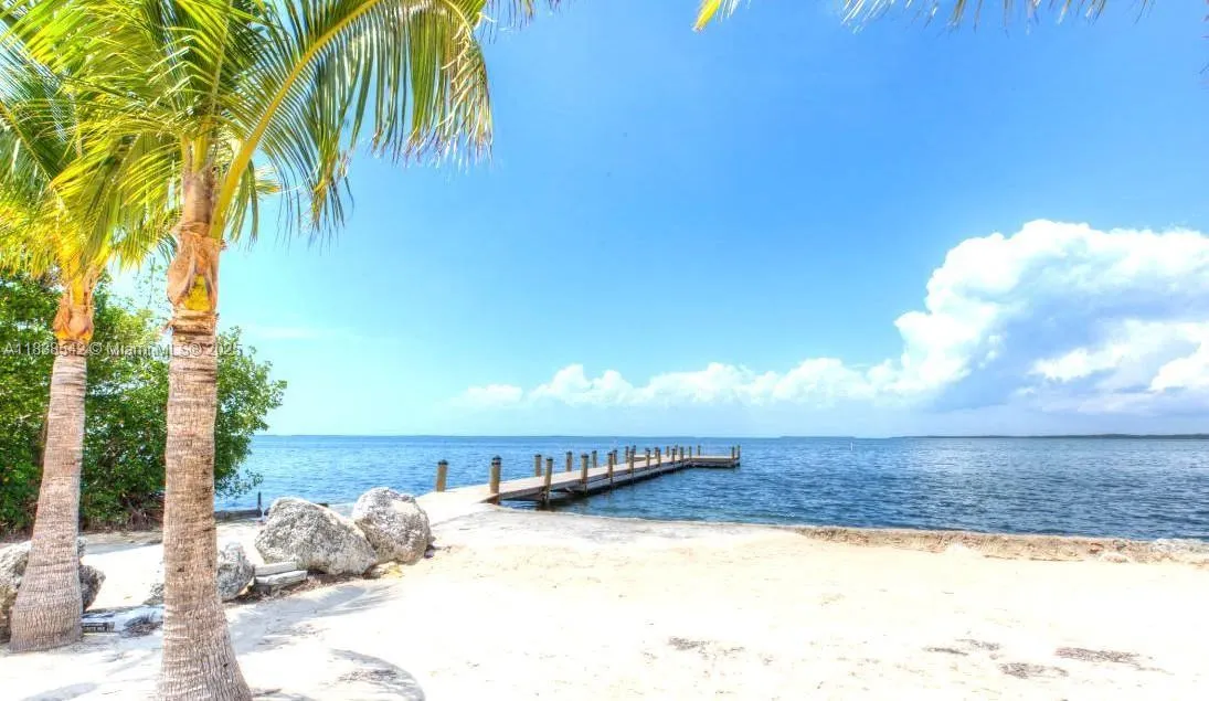0 Poinciana and Lakeview Drive