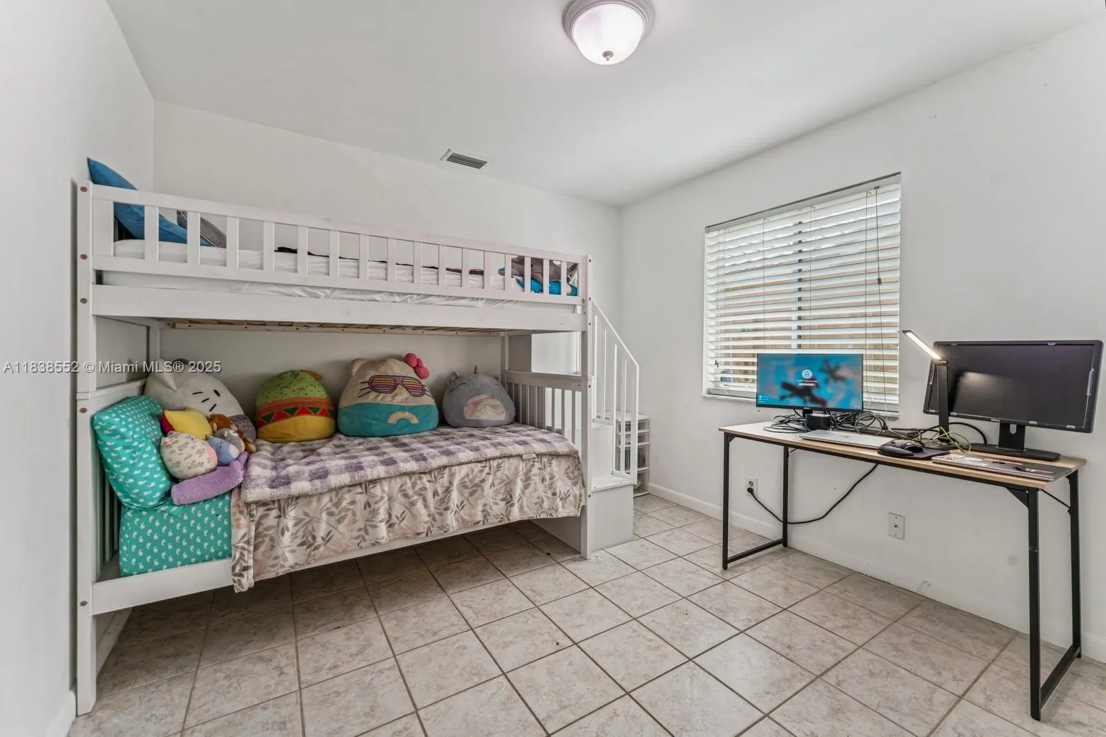 1368 Presidio Dr
