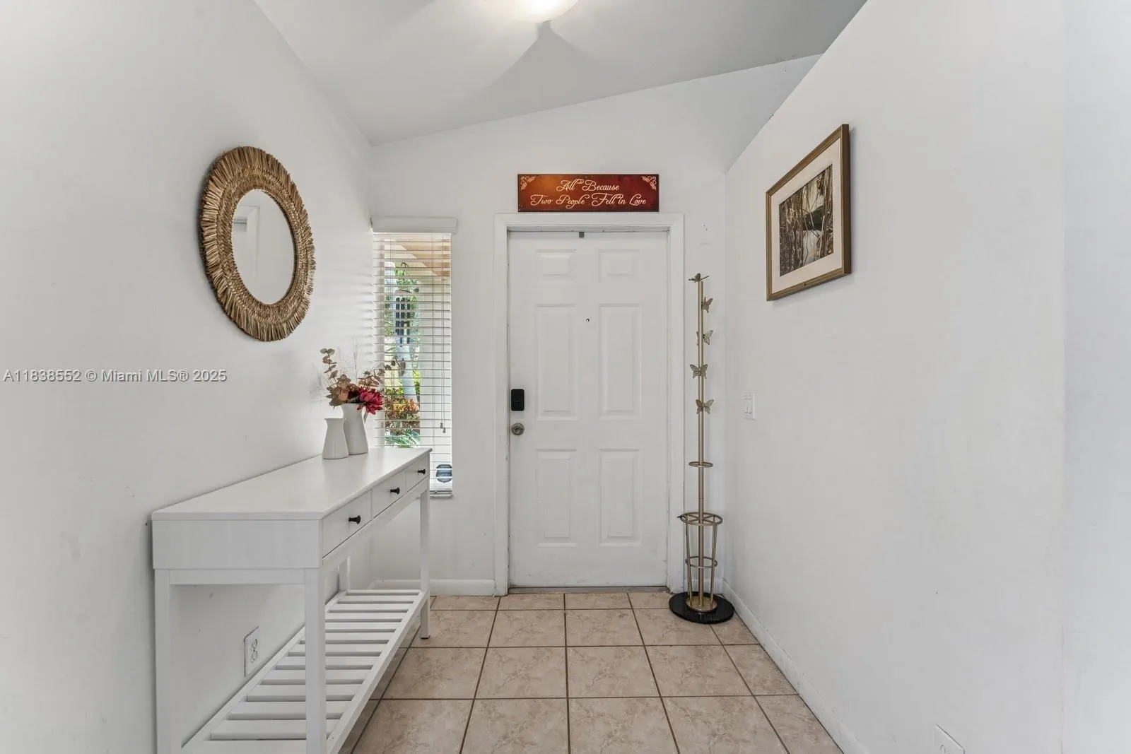 1368 Presidio Dr