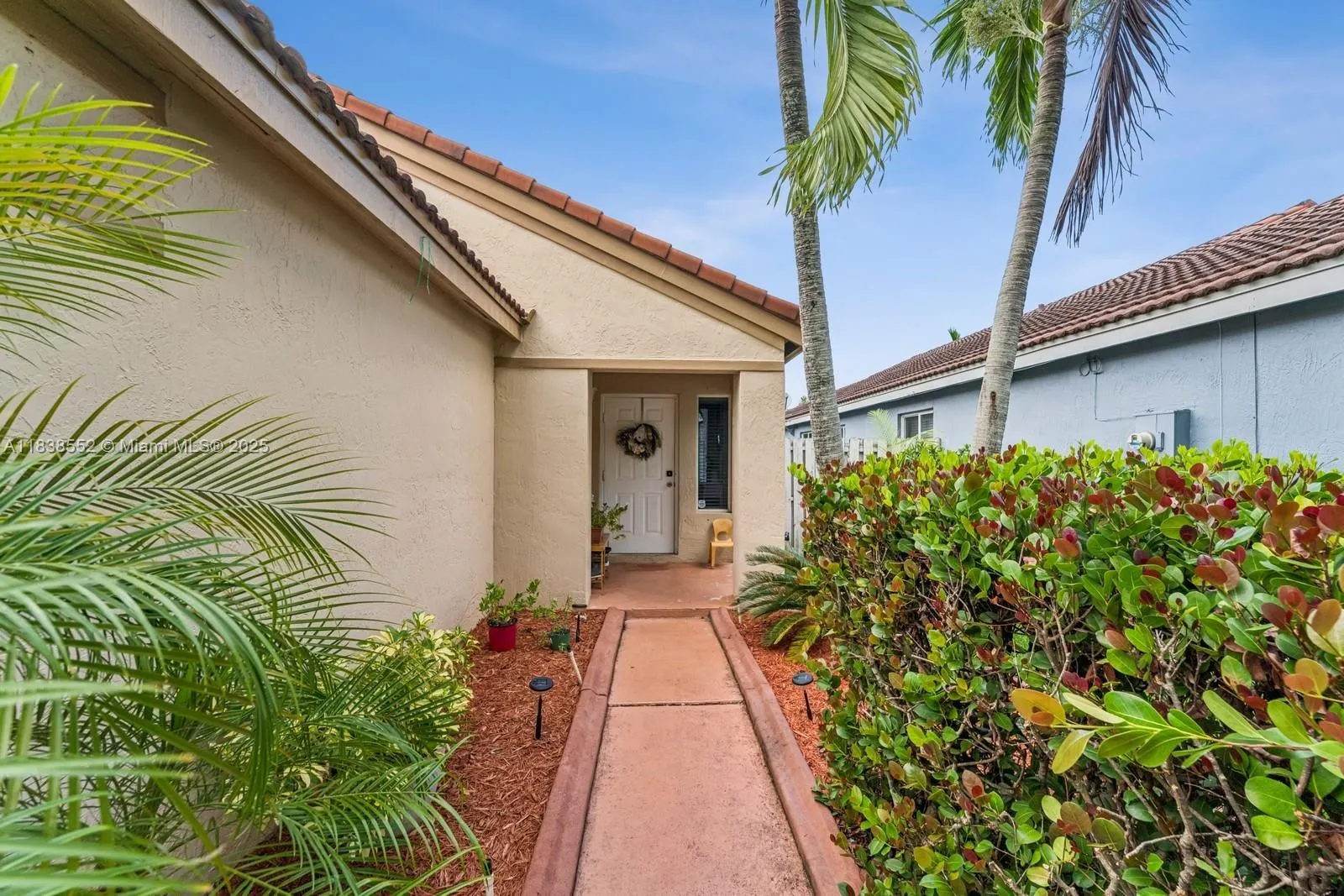 1368 Presidio Dr