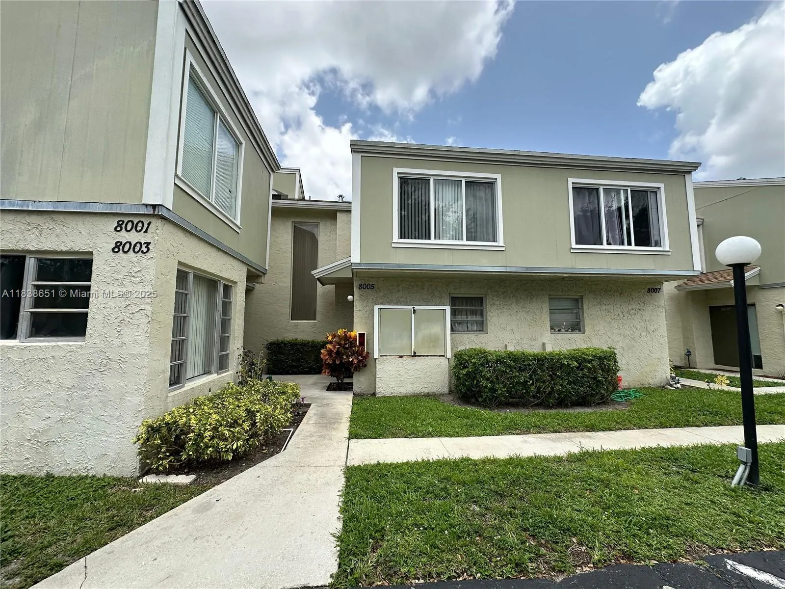 8005 Lagos De Campo Blvd, #L-4