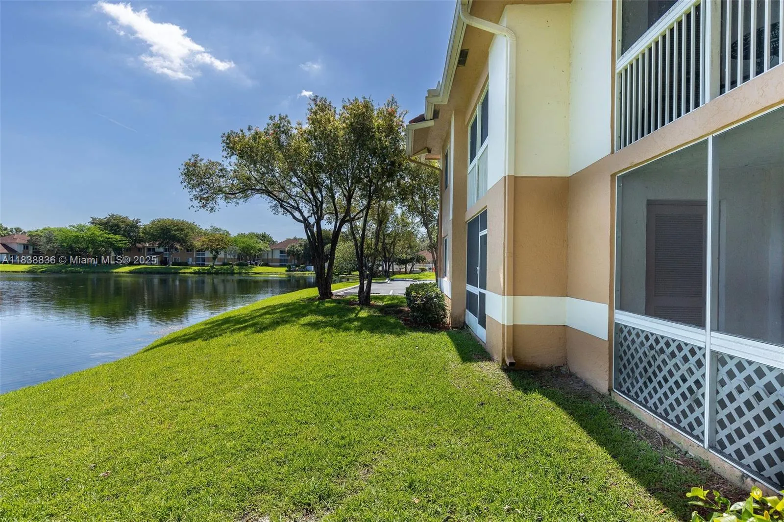 706 NW 92nd Ave, #706