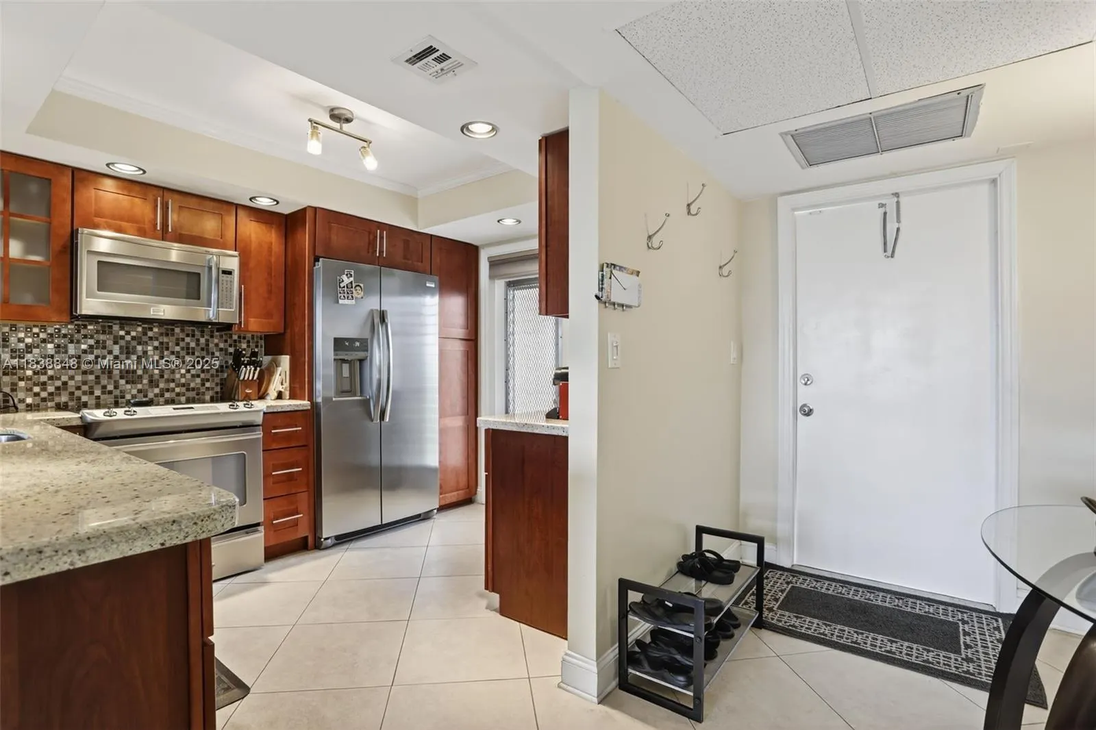 2901 S Palm Aire Dr, #608