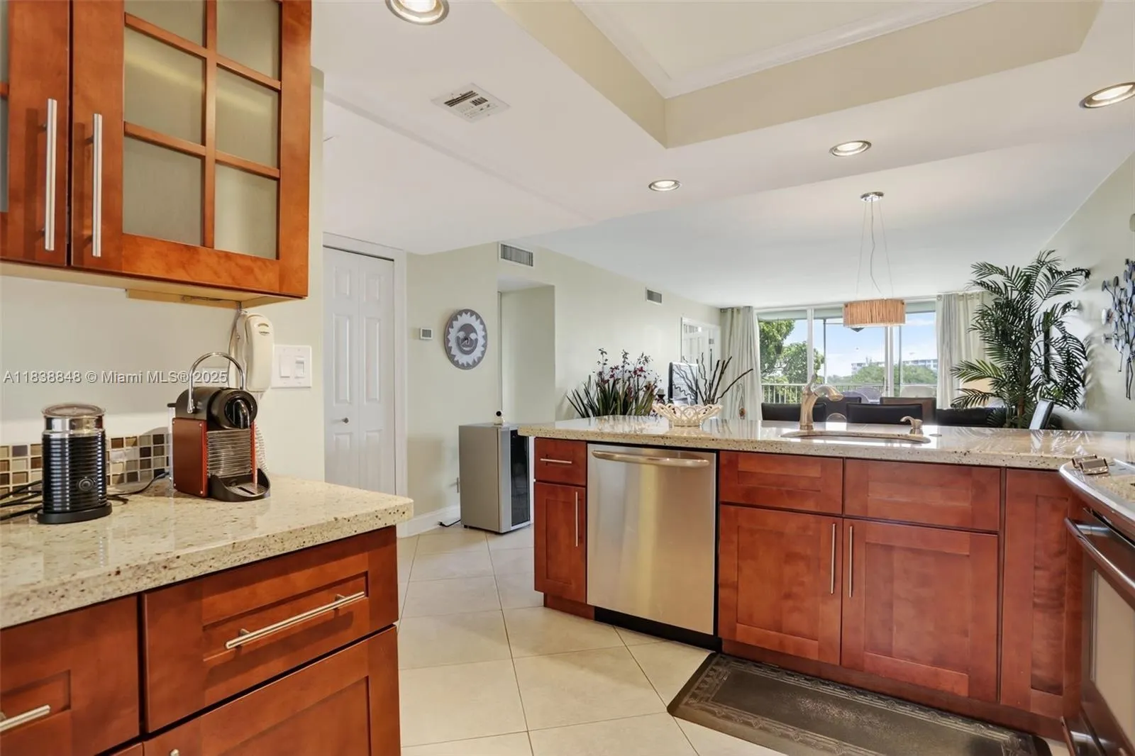 2901 S Palm Aire Dr, #608