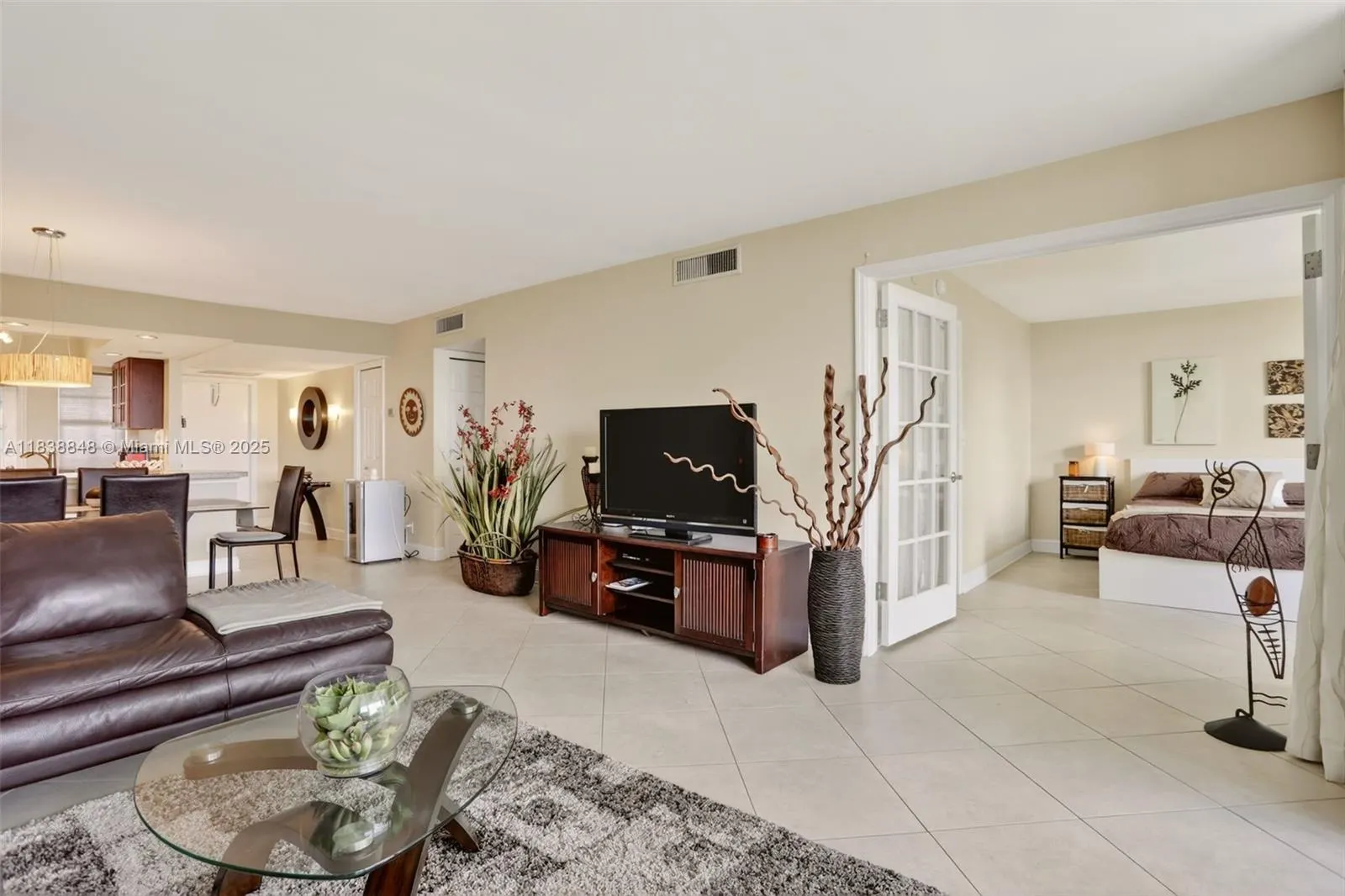 2901 S Palm Aire Dr, #608