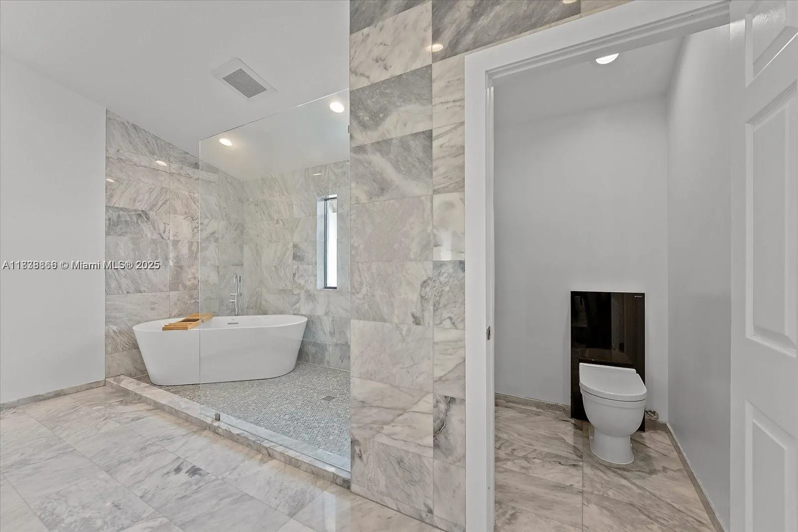 22818 El Dorado Dr
