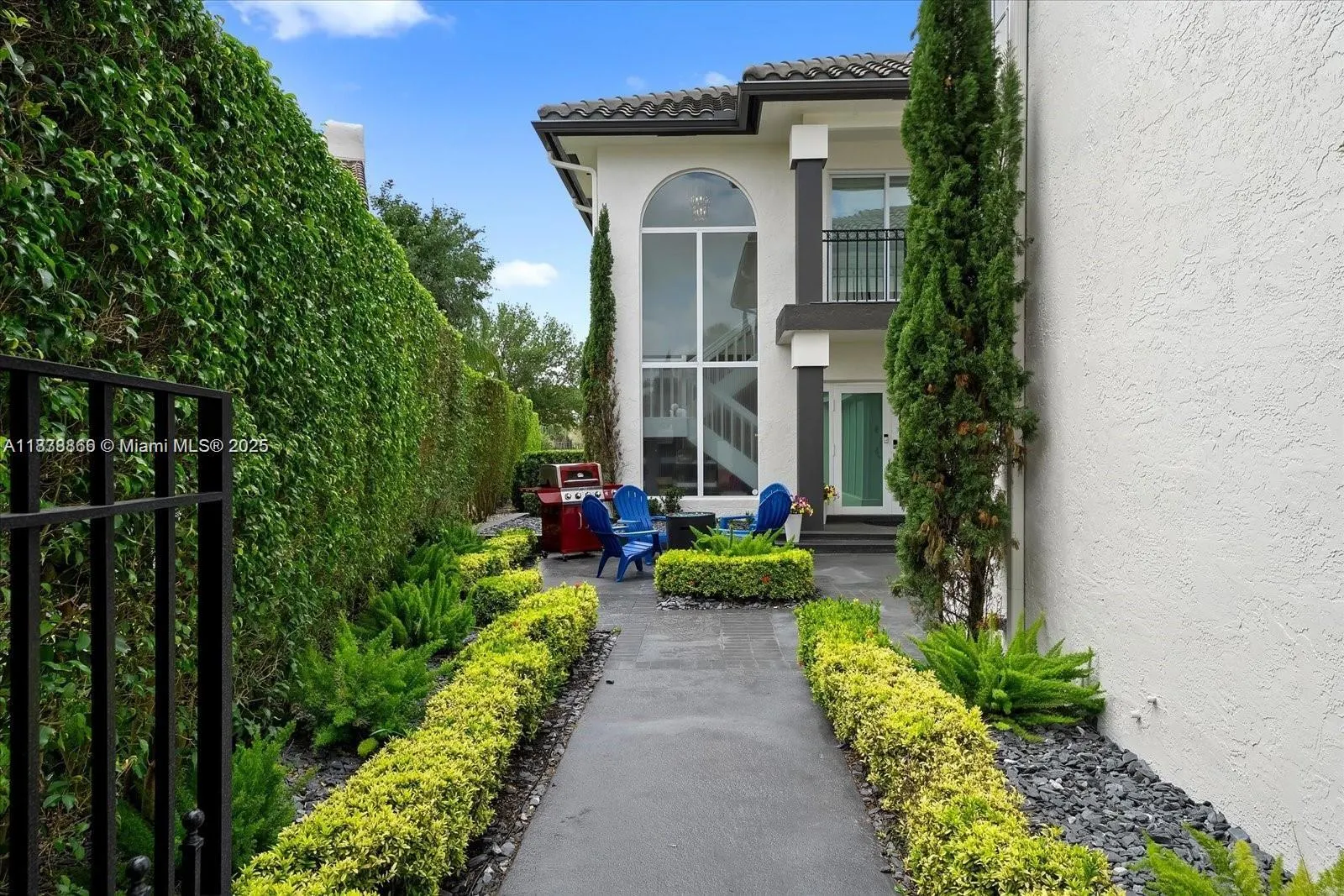 22818 El Dorado Dr