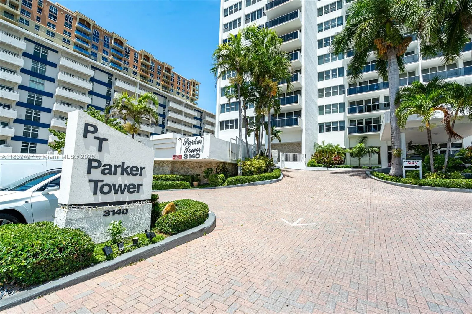 3140 S Ocean Dr, #201