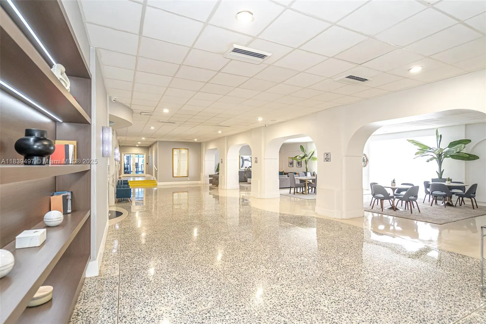 3140 S Ocean Dr, #201