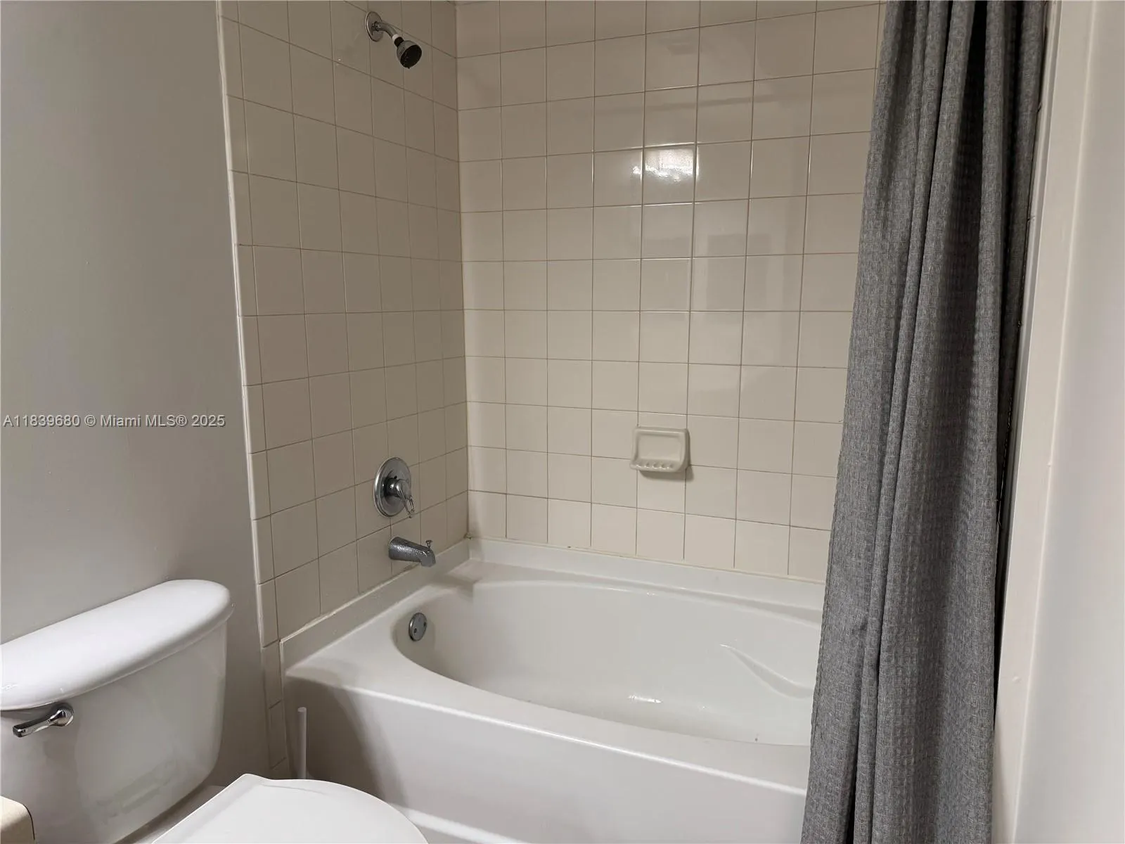 6001 SW 70th St, #304