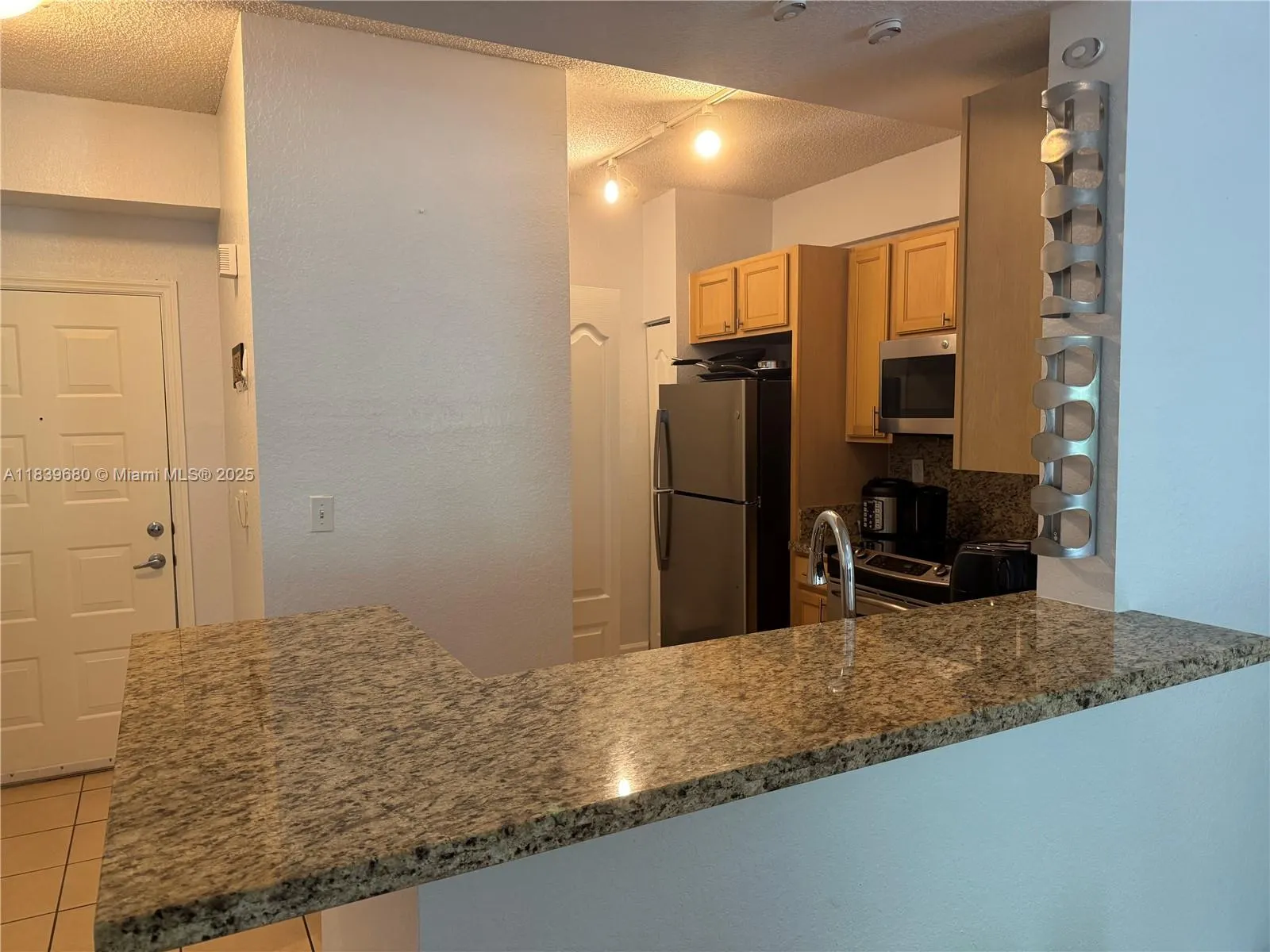 6001 SW 70th St, #304