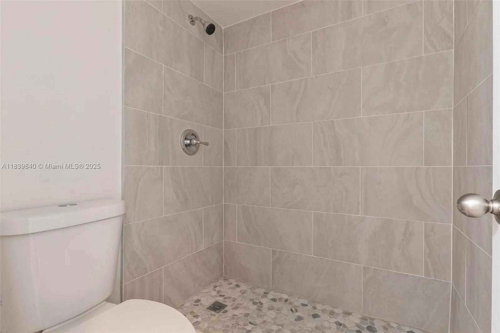 10501 W Broward Blvd, #407