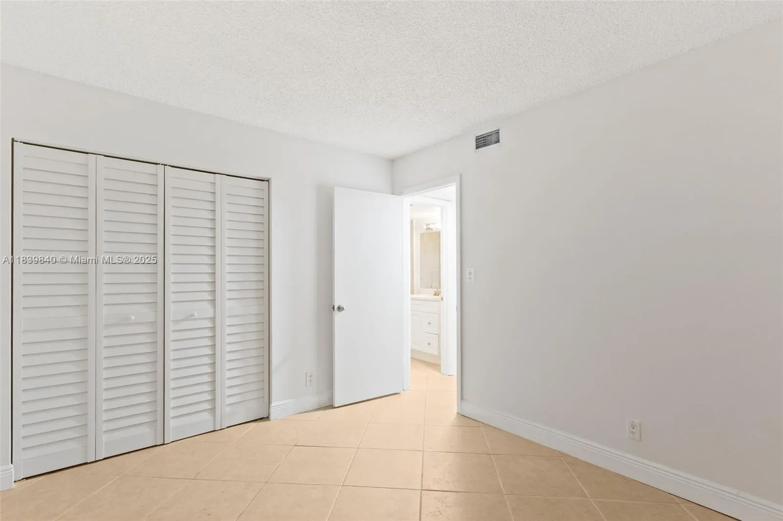 10501 W Broward Blvd, #407
