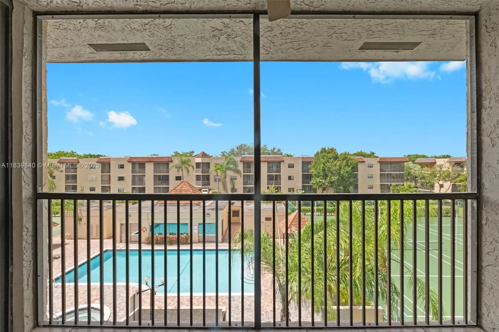 10501 W Broward Blvd, #407
