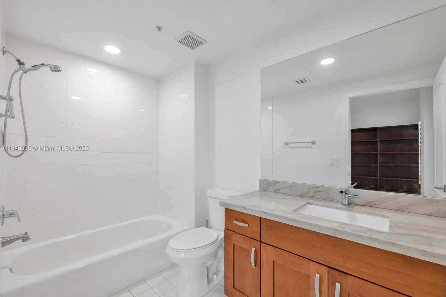 20 Calabria Ave, #505