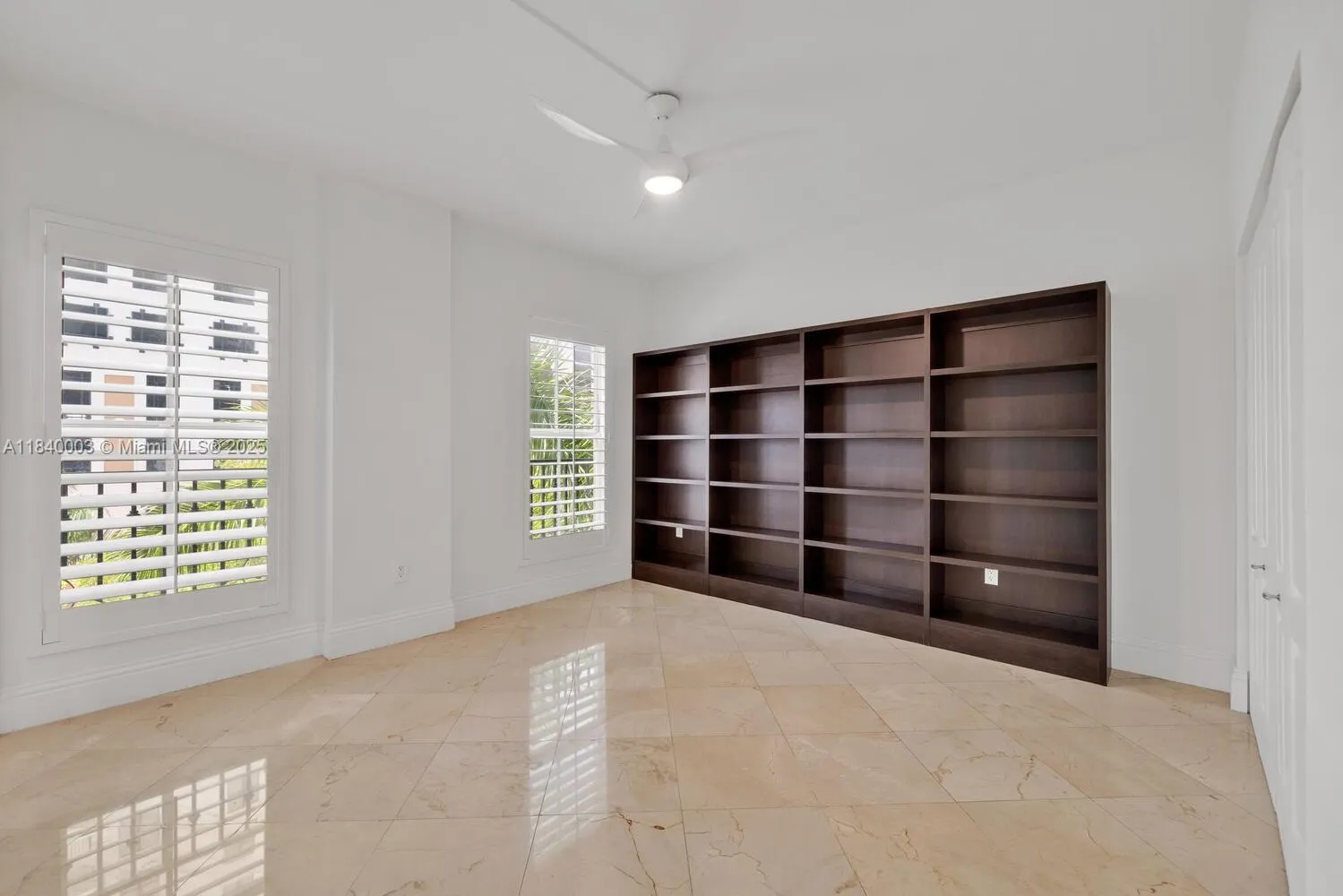 20 Calabria Ave, #505