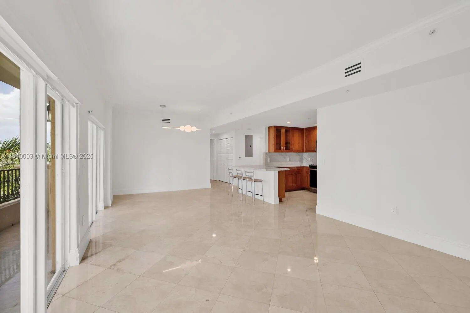 20 Calabria Ave, #505