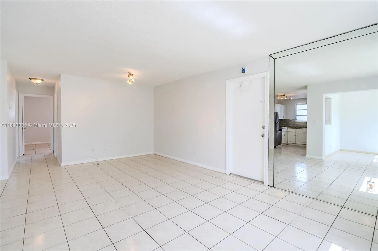 421 NE 1st St, #101