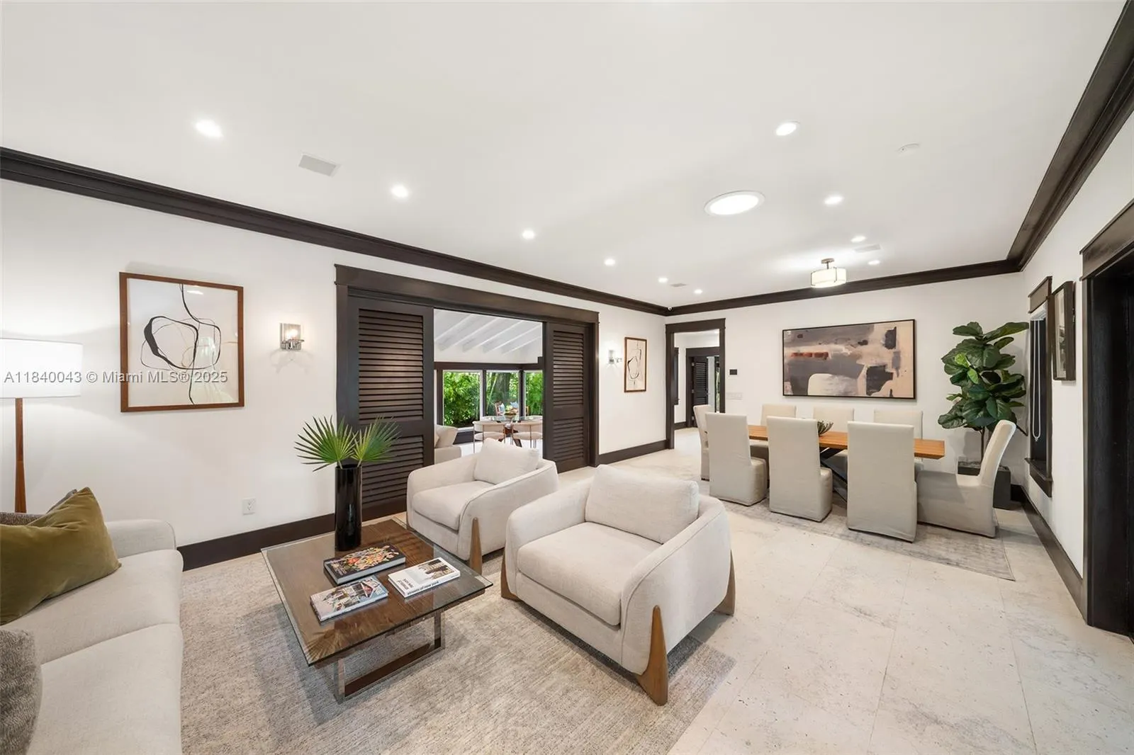 160 W Sunrise Ave