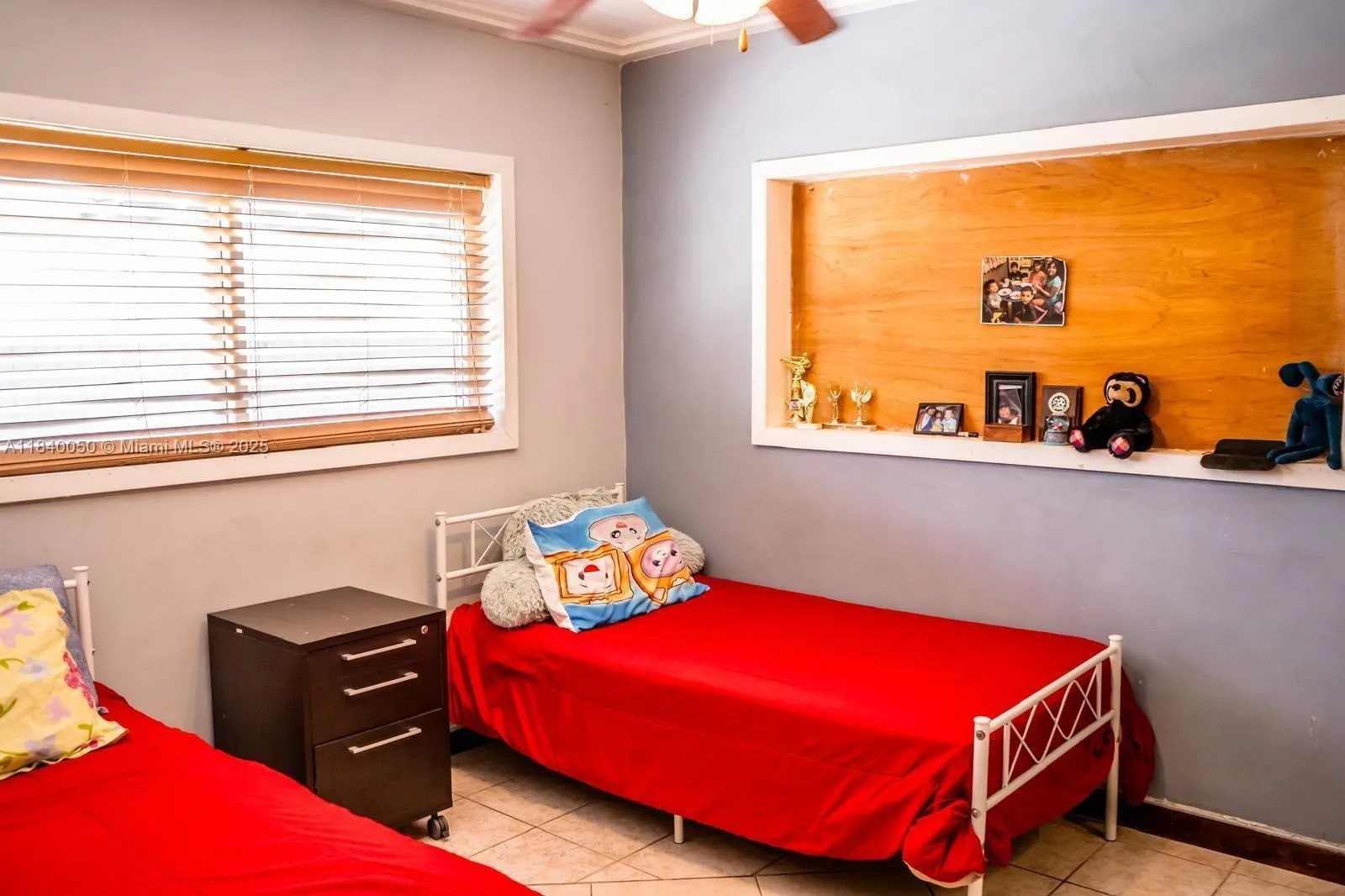 1004 NE 151st Ter
