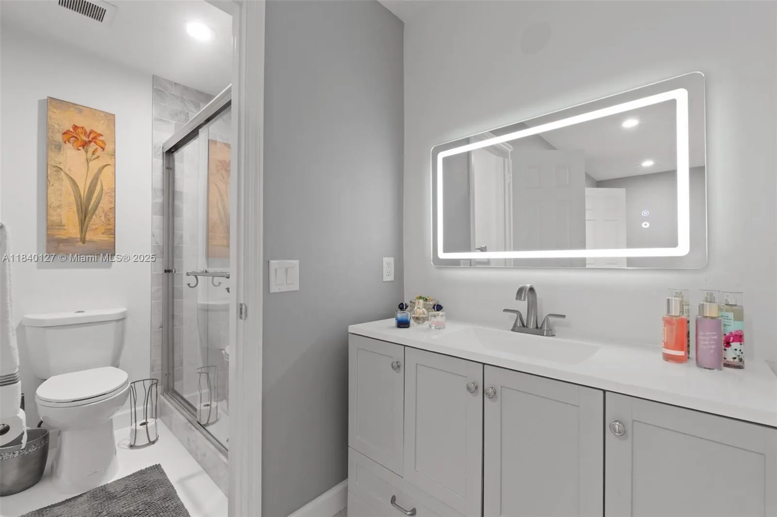 6348 Walk Cir