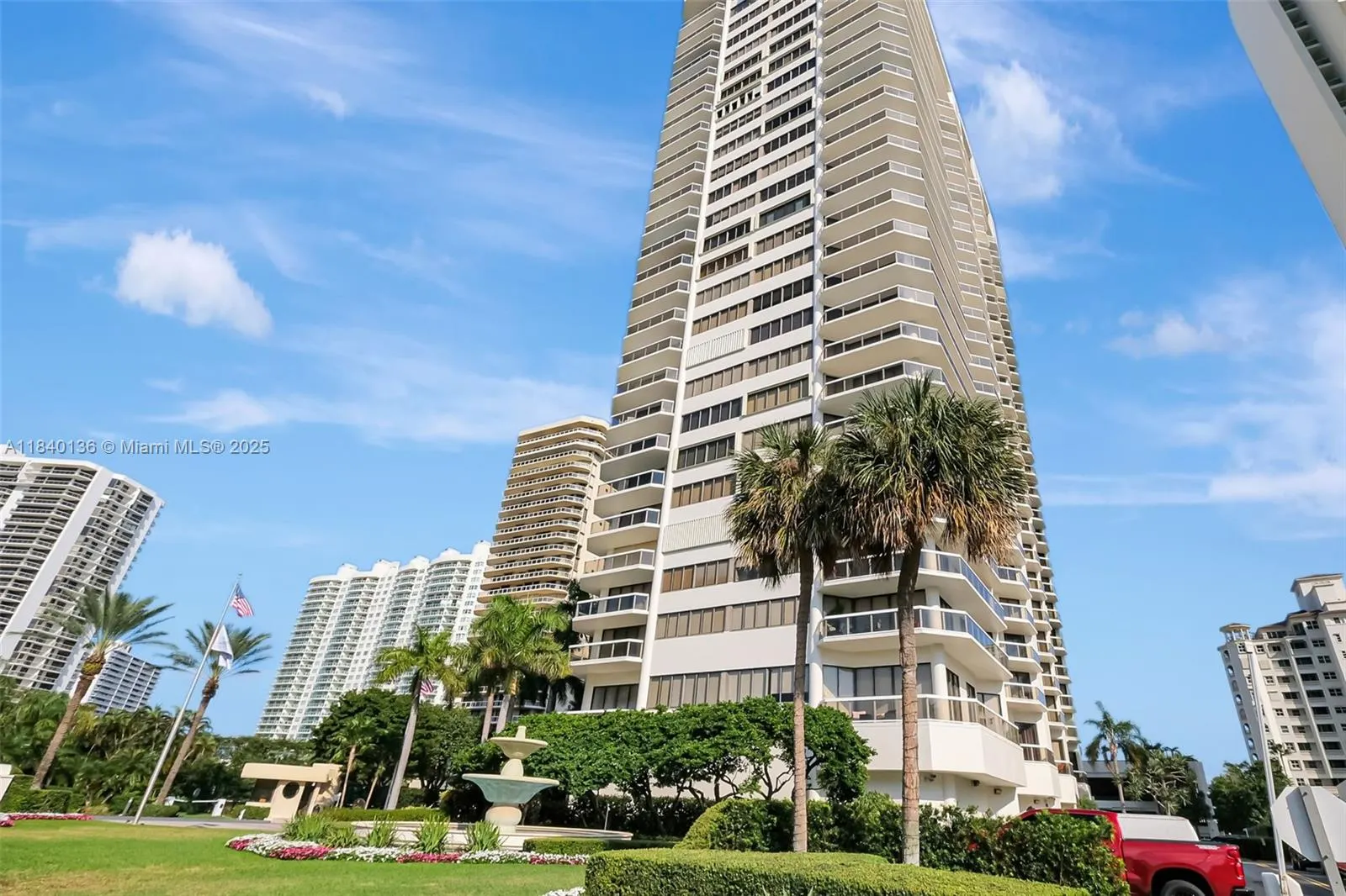 20185 E Country Club Dr, #1405