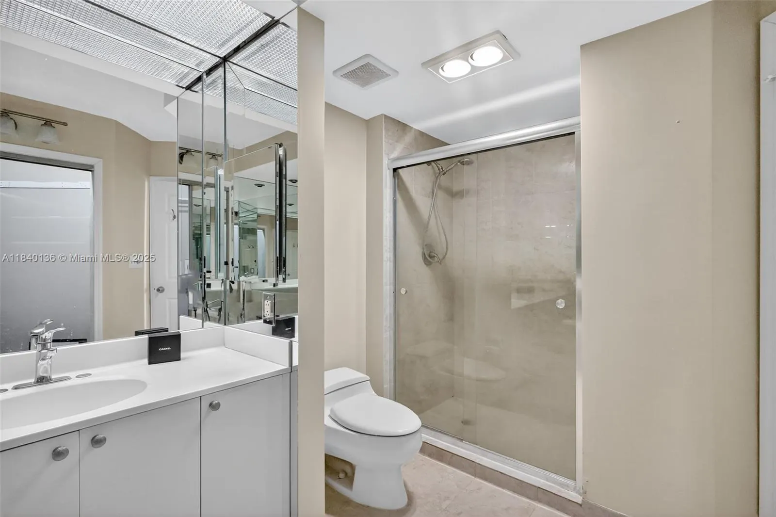 20185 E Country Club Dr, #1405