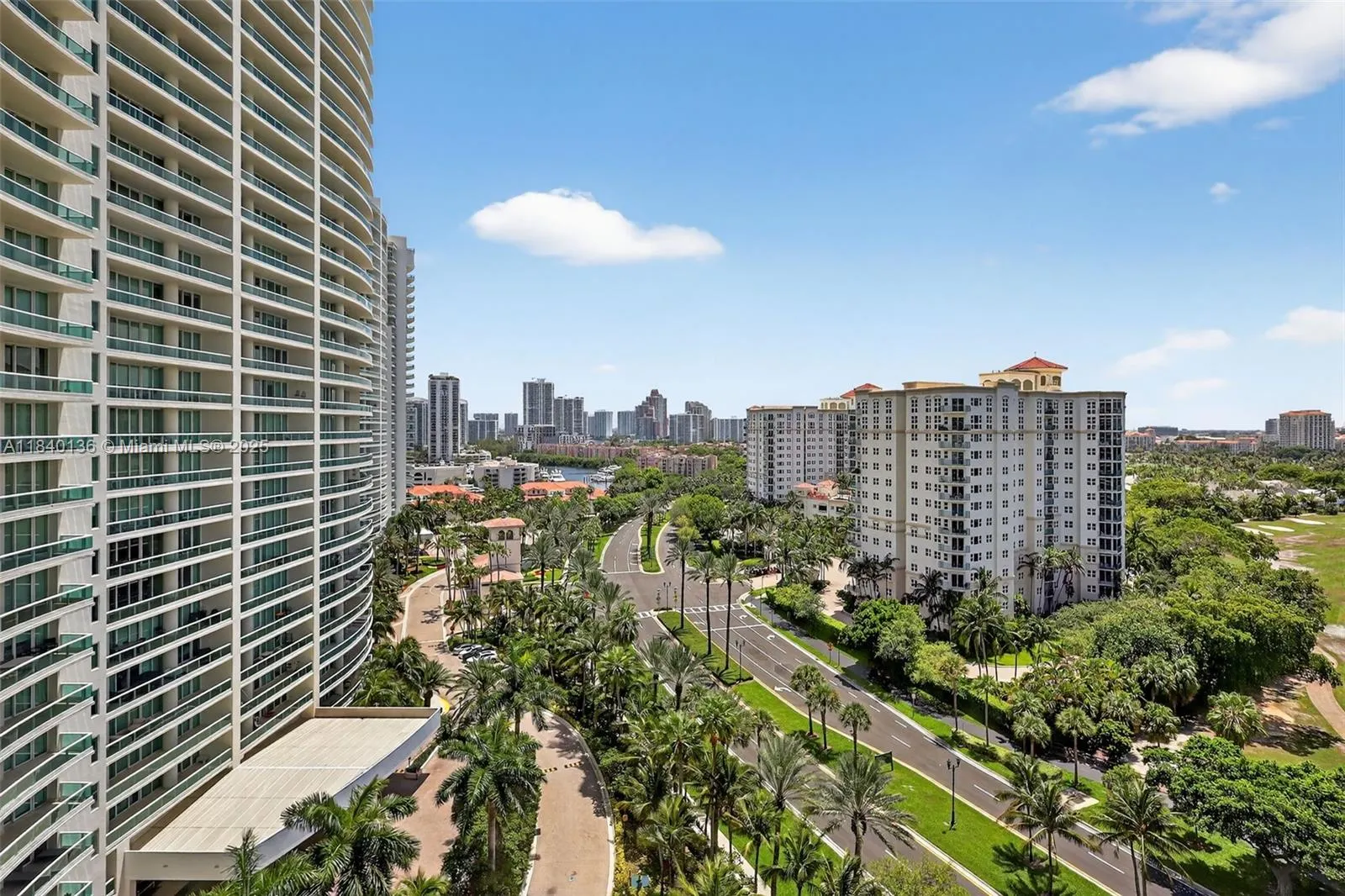 20185 E Country Club Dr, #1405