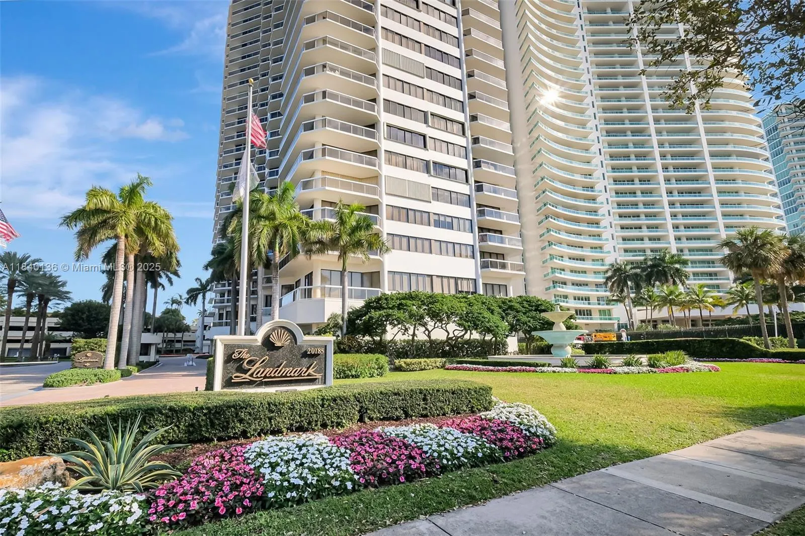20185 E Country Club Dr, #1405