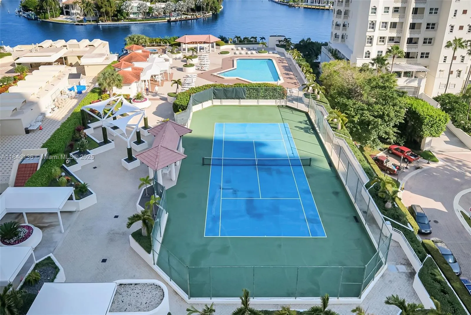 20185 E Country Club Dr, #1405