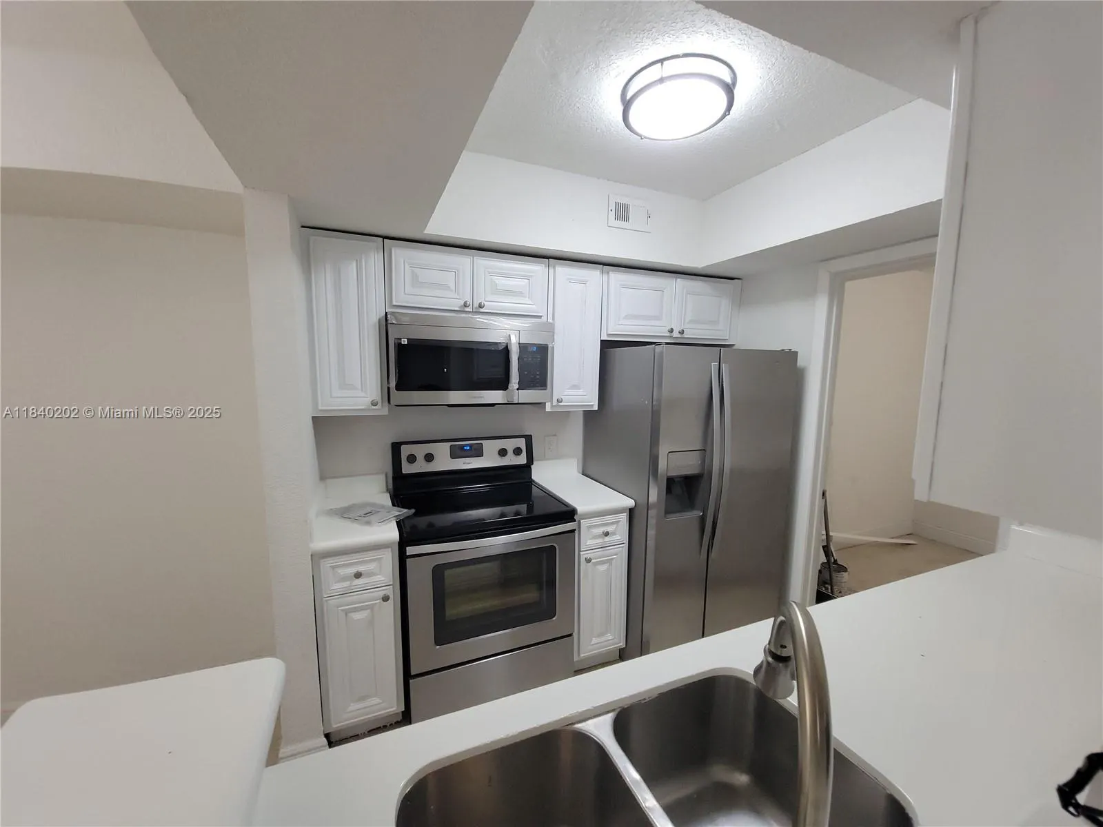 5740 Rock Island Rd, #278