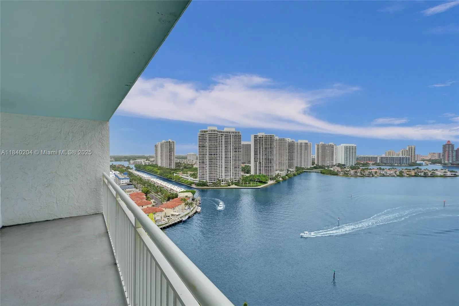 301 174th St, #2201