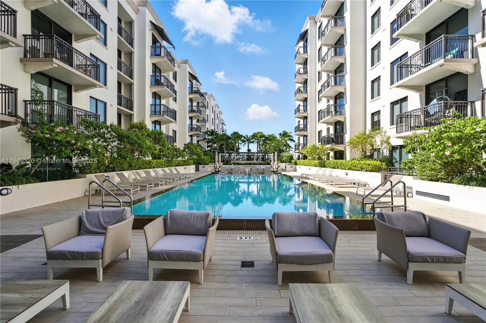 301 Altara Ave, #UPH1012