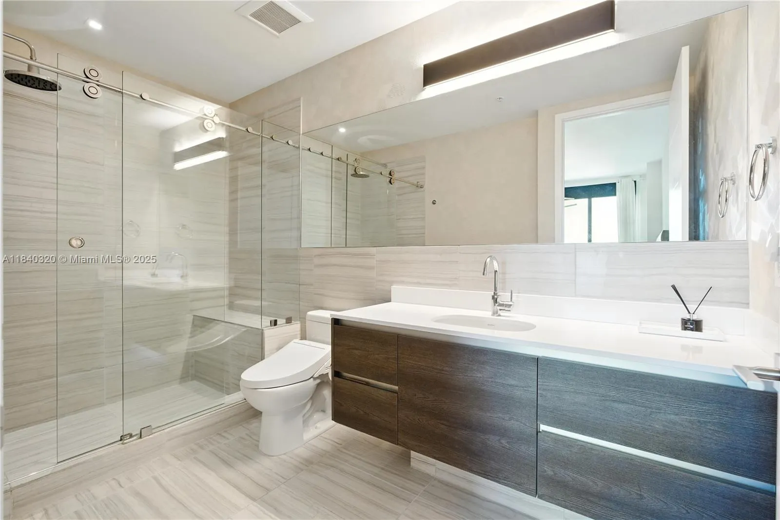 301 Altara Ave, #UPH1012