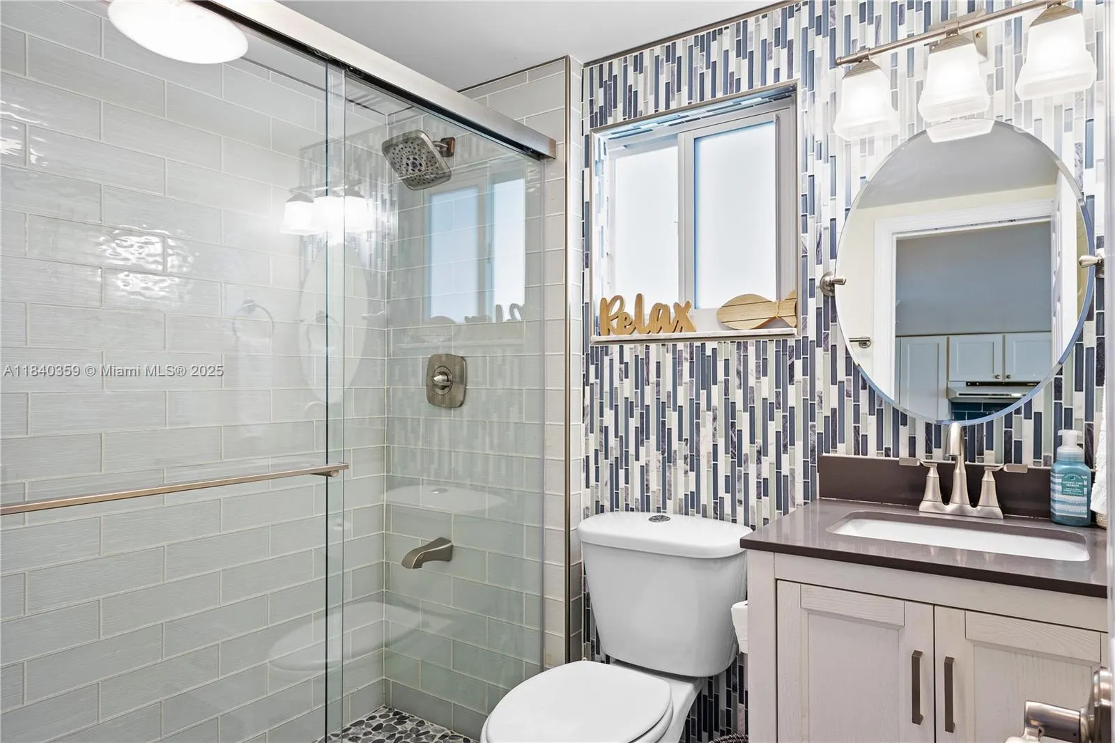 31 Avenue F