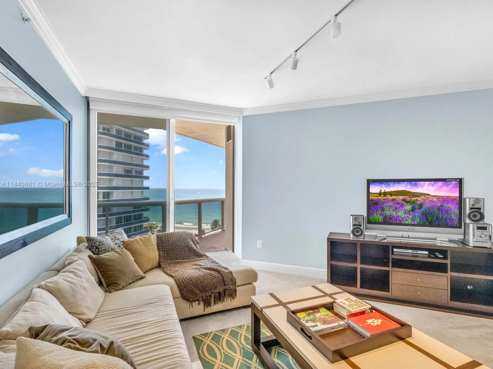 9595 Collins Ave, #N1009