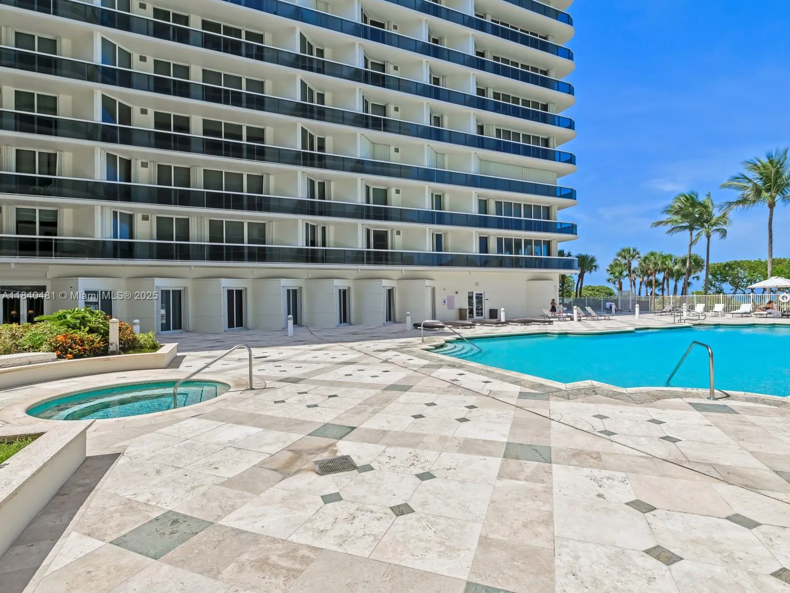 9595 Collins Ave, #N1009